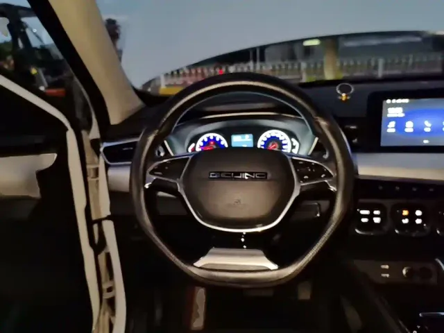 BAIC X3 — Фото автомобиля 10