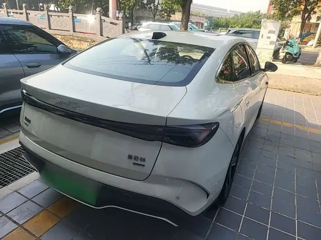 BYD Seal 06 — Фото автомобиля 6