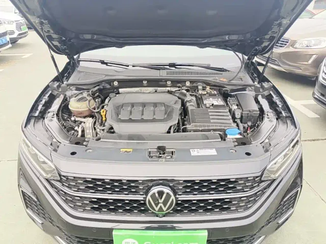 Volkswagen Passat 2023 330TSI Starlight Premium Edition — Фото автомобиля 19