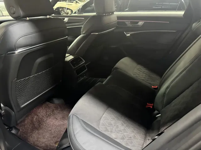 Audi A6L — Фото автомобиля 9