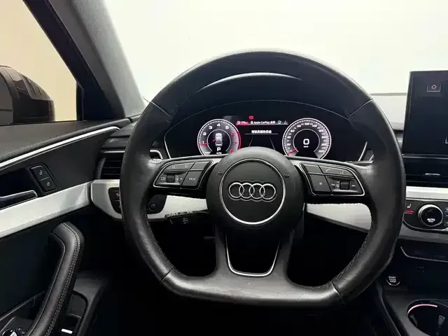 Audi Audi A4L 2022 40 TFSI Luxury Dynamic — Фото автомобиля 11