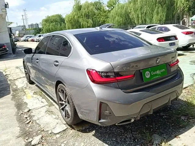 BMW 3 Series — Фото автомобиля 4