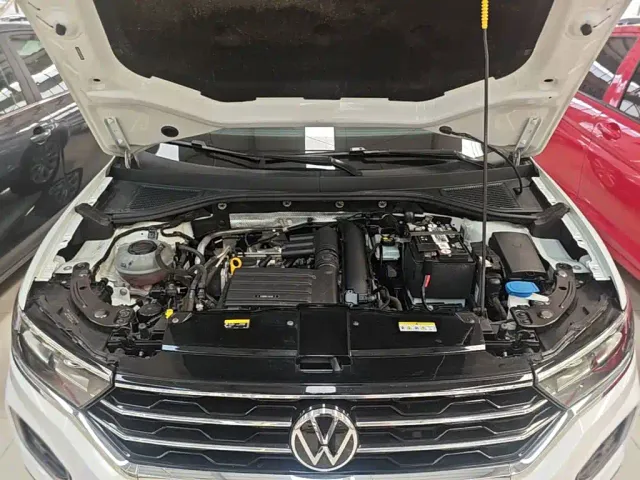 Volkswagen T-Roc — Фото автомобиля 19