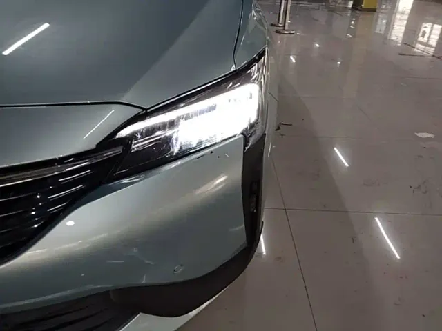 Buick Velite 6 — Фото автомобиля 23