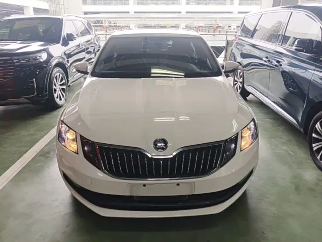 Skoda Octavia — Фото автомобиля 2