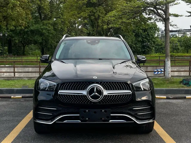 Mercedes-Benz GLE-Class — Фото автомобиля 2