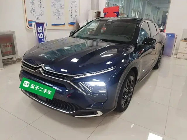 Фотография автомобиля — Citroen C5 X