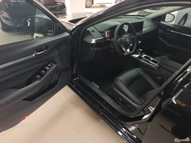 Nissan Teana — Фото автомобиля 15