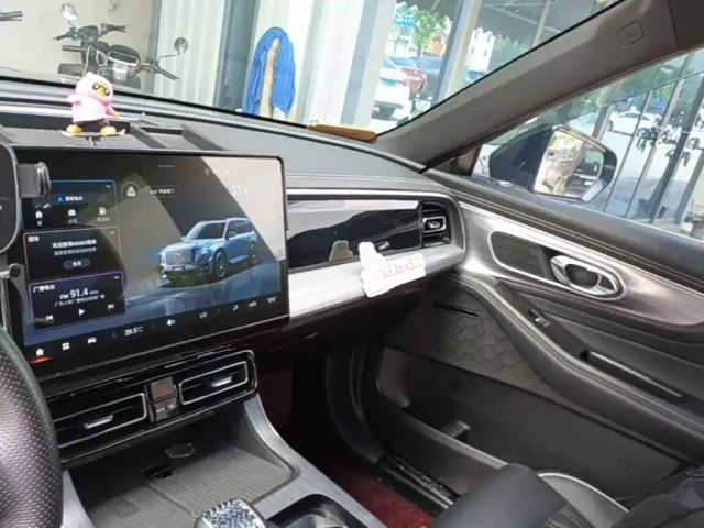GAC Trumpchi GS8 — Фото автомобиля 9