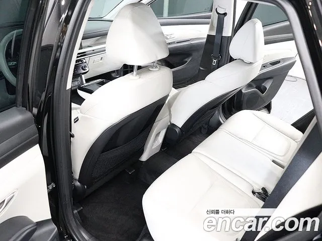 Hyundai Tucson NX4 — Фото автомобиля 10