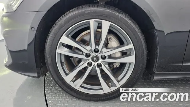 Audi A6 45 TFSI quattro Premium — Фото автомобиля 5