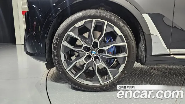 BMW X7 — Фото автомобиля 5