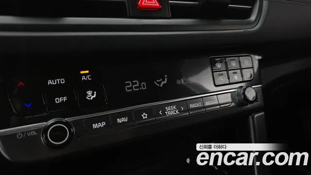 Kia Seltos New — Фото автомобиля 28