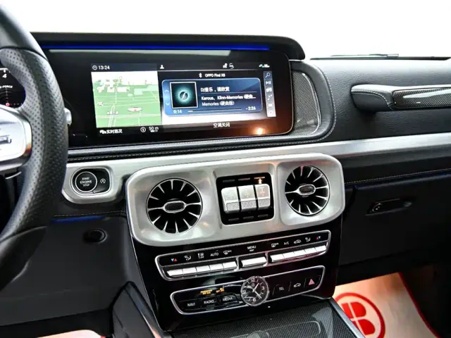 Mercedes-Benz G-Class — Фото автомобиля 17