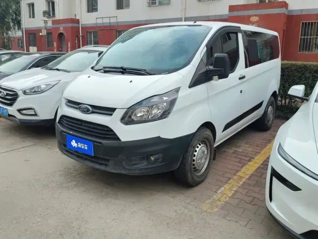 Фотография автомобиля — Ford Transit