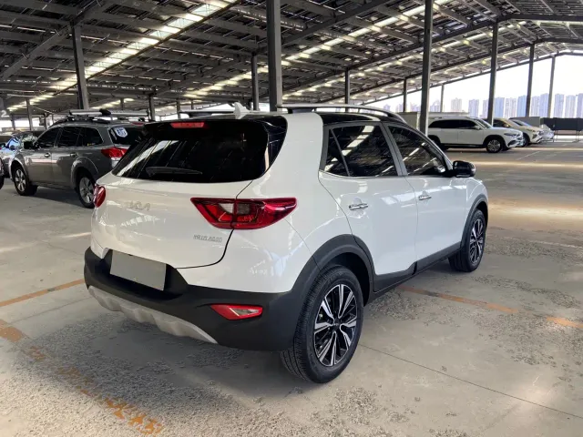 Kia KX1 — Фото автомобиля 4