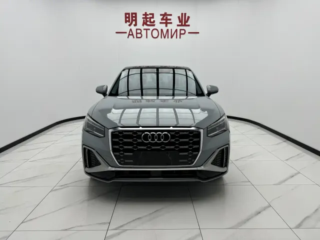 Audi Q2L — Фото автомобиля 2