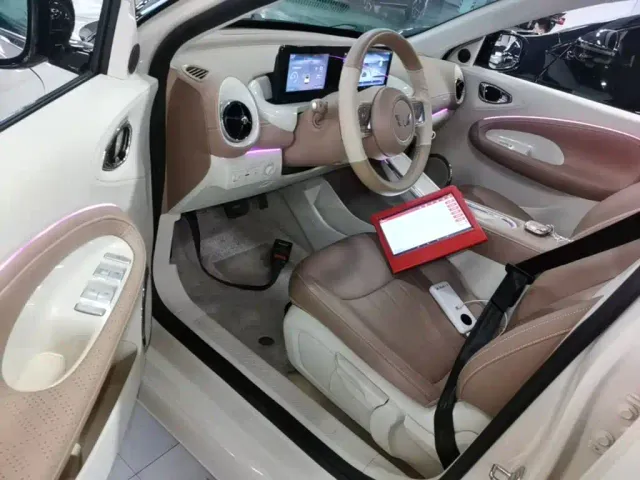 Wuling Bingo — Фото автомобиля 15