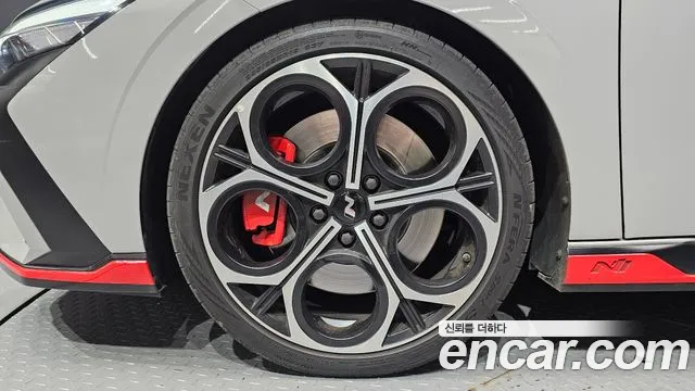 Hyundai Avante CN7 — Фото автомобиля 5