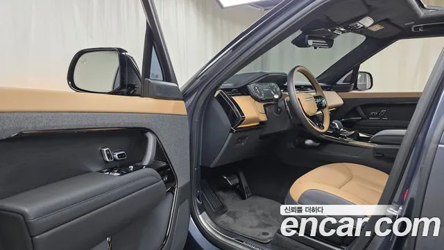Land Rover Range Rover Sport — Фото автомобиля 8