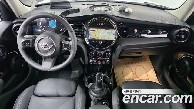 MINI Cooper — Фото автомобиля 7