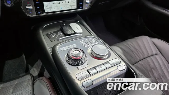 Genesis G90 Бензин 3.5 турбо AWD — Фото автомобиля 20