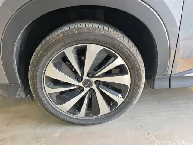 BYD Song PLUS — Фото автомобиля 22