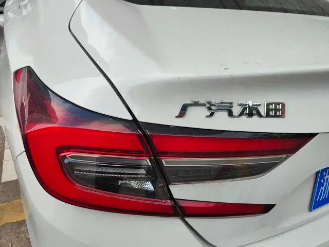 Honda Accord — Фото автомобиля 24