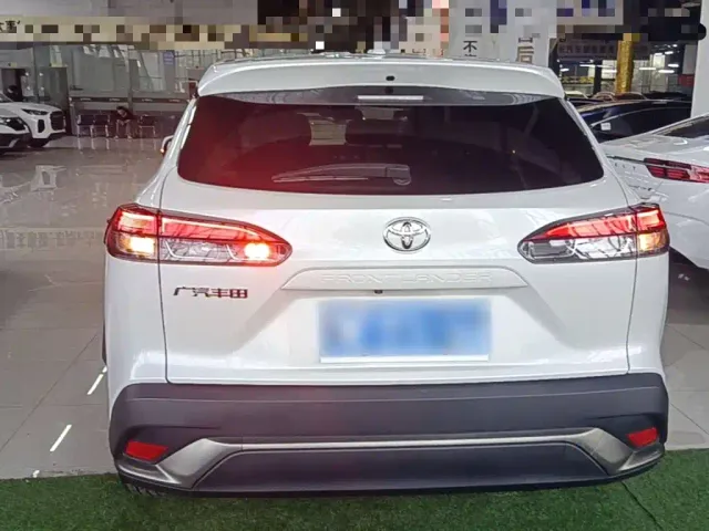 Toyota Frontlander — Фото автомобиля 5