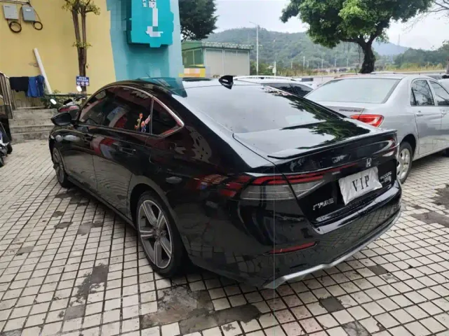 Honda Accord — Фото автомобиля 22