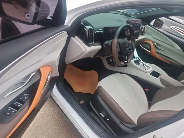 BYD Song Pro — Фото автомобиля 11