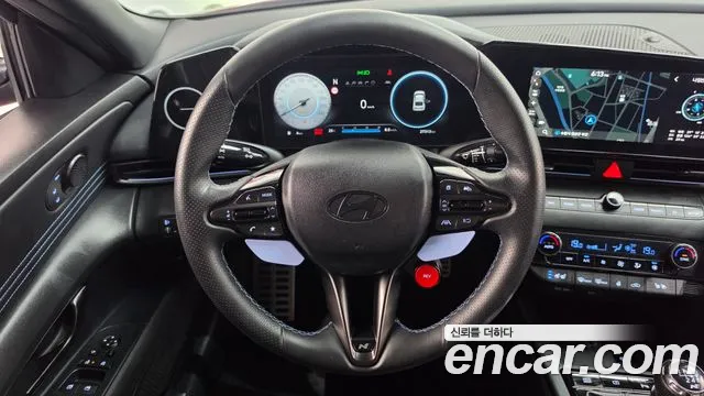 Hyundai Avante CN7 — Фото автомобиля 13