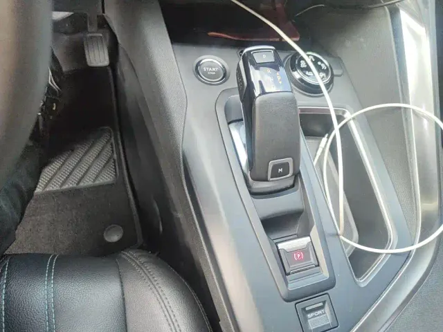 Peugeot 5008 — Фото автомобиля 10