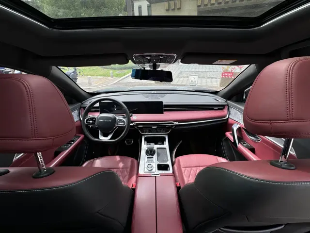 Jetour X70 Plus — Фото автомобиля 9