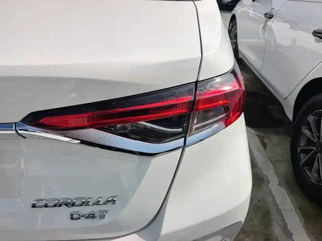 Toyota Corolla — Фото автомобиля 7