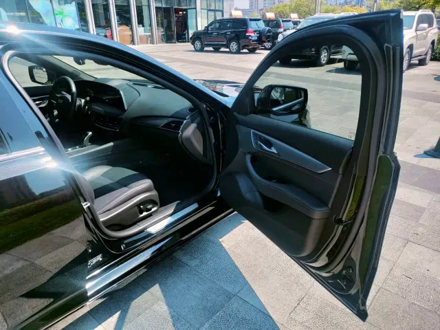 Cadillac CT5 — Фото автомобиля 26