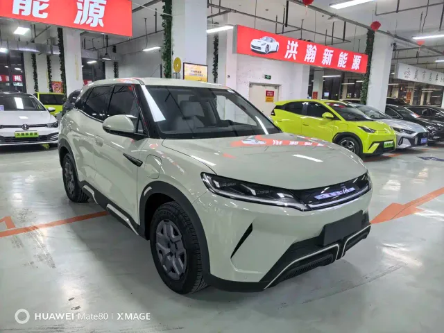 BYD Yuan UP — Фото автомобиля 3