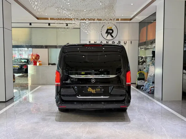 Mercedes-Benz V-Class — Фото автомобиля 5