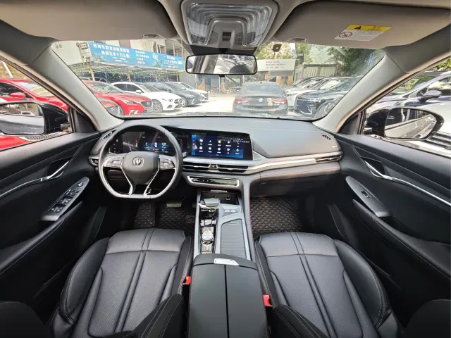 Changan Changan CS75 PLUS 2022 1.5T Automatic Luxury — Фото автомобиля 20
