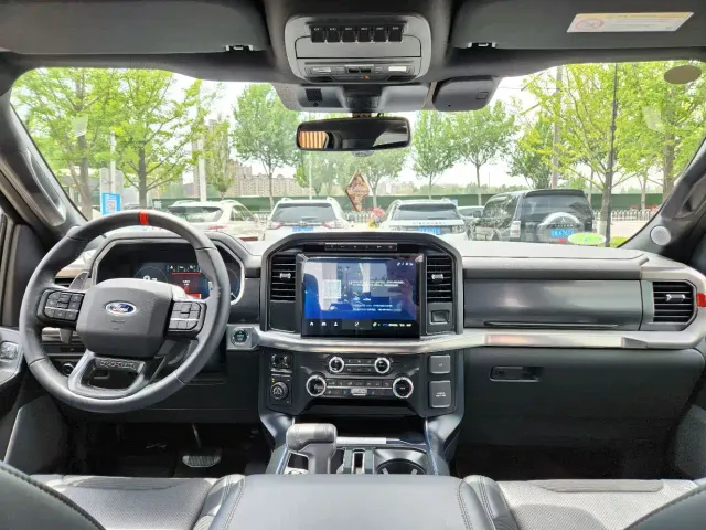 Ford F-150 Raptor — Фото автомобиля 8