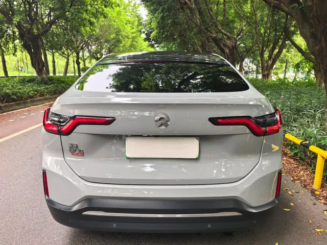 Nio EC6 — Фото автомобиля 4