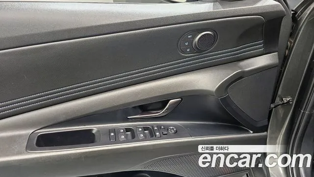 Hyundai AVANTE — Фото автомобиля 18