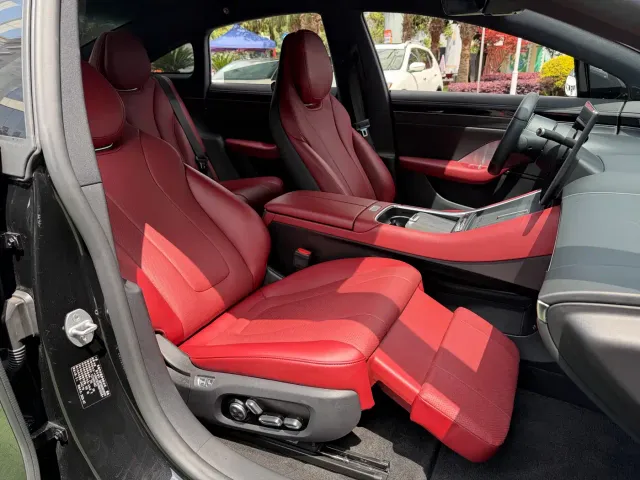 Luxeed S7 — Фото автомобиля 6