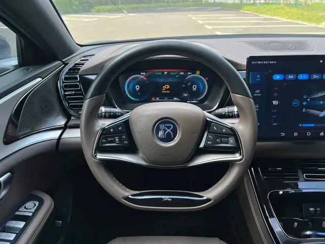 BYD Han — Фото автомобиля 15