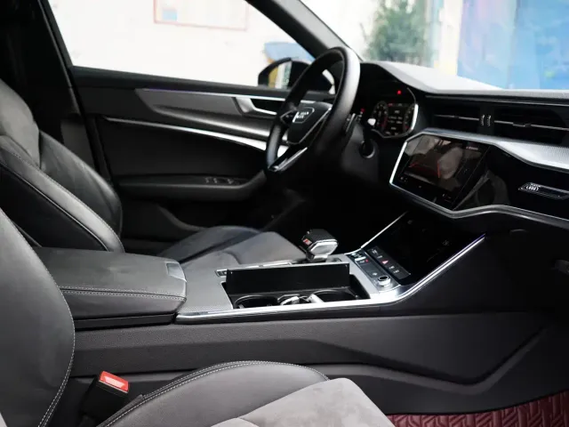 Audi A6L — Фото автомобиля 12