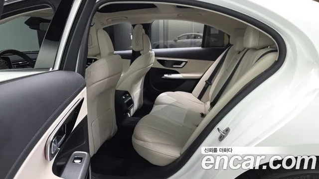Mercedes-Benz E-Class W214 — Фото автомобиля 16