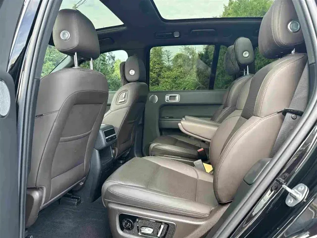 Li Auto L8 — Фото автомобиля 8