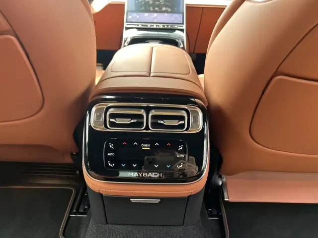Mercedes-Benz Maybach S-Class — Фото автомобиля 14