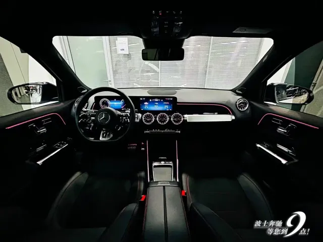 Mercedes-Benz GLB AMG — Фото автомобиля 9