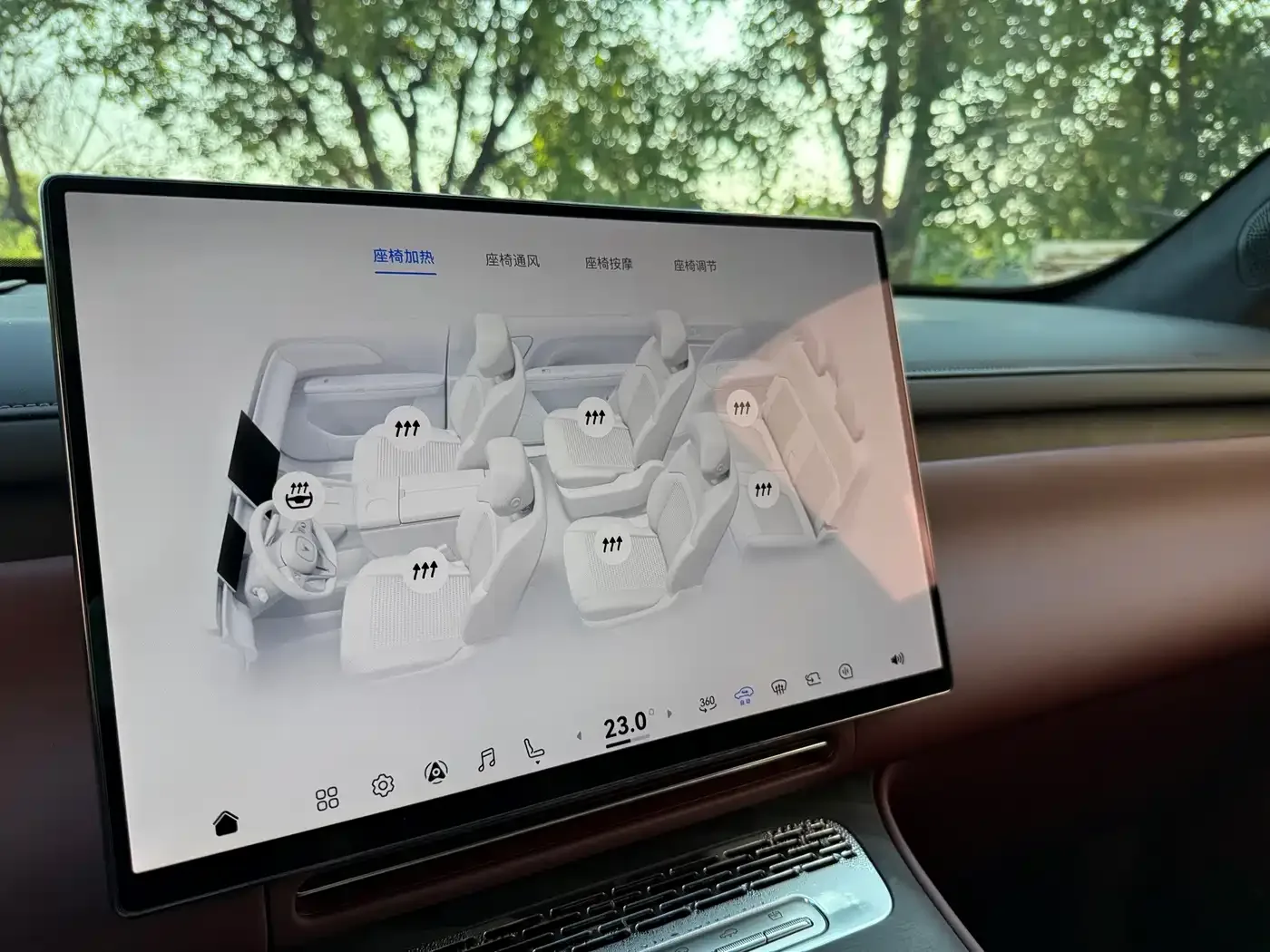 Voyah Auto VOYAH Taisan 2026 Model Base — Фото автомобиля 22
